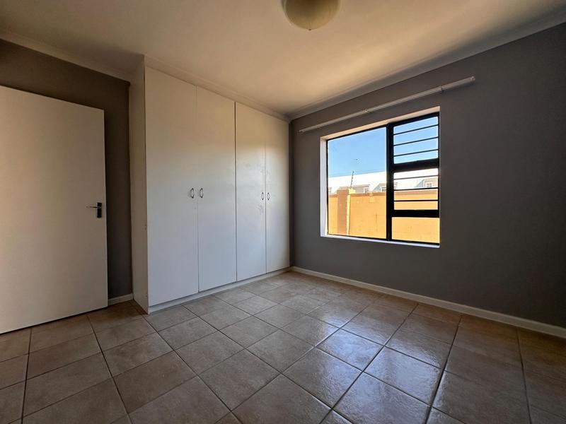 To Let 2 Bedroom Property for Rent in Guldenland Western Cape